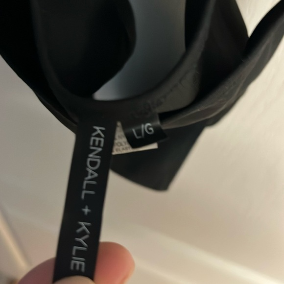 NWOT-Kendall & Kylie black and cheetah print swim suit size Lg - Picture 2 of 3